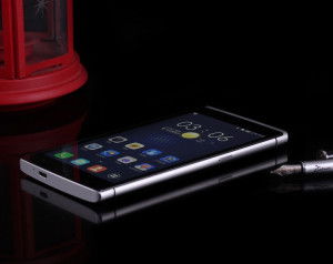 ESTAR TAKEE 1 – das erste 3D Full HD Smartphone der Welt (2GB RAM, 32GB ROM) für nur 109,99 Euro
